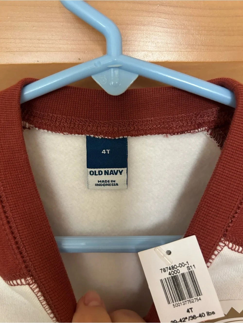 Mario Kart Raglan Sweatshirt - Red & White New With Tags